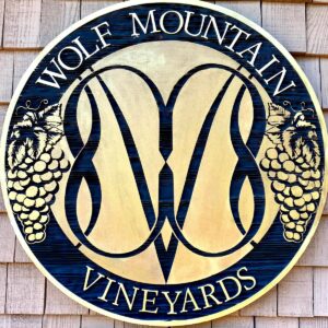 Wolf Mountain Vineyards Logo